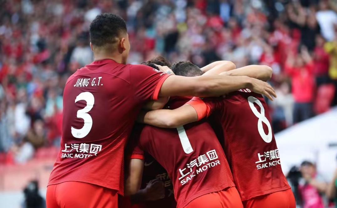 今晚欧超杯焦点战，上海海港主帅复盘，震撼外界，更衣室氛围转暖的简单介绍天博官方入口