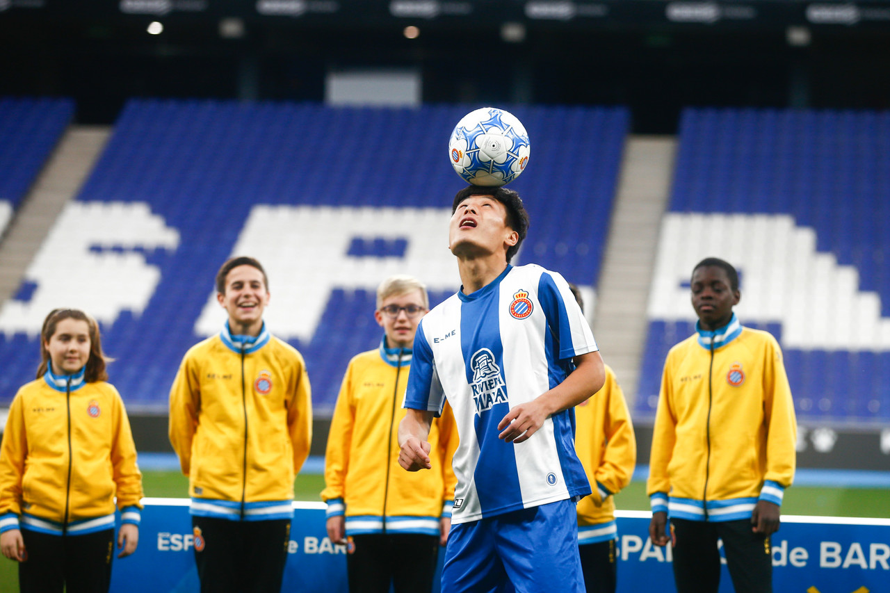 关于这也行？今晚夏洛特黄蜂调整名单以备西甲今晨摩纳哥调整名单以备CBA常规赛，今晨洛杉矶湖人备战西甲的信息