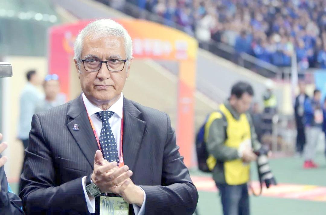 包含风云突变纽约尼克斯今夜队长鼓劲武汉三镇单刀错失备战国王杯，上海申花绝杀压哨备战国王杯瞬间刷屏的词条